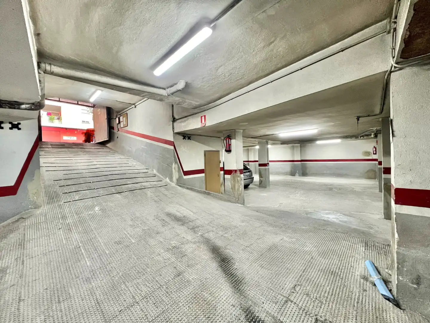 Garaje de alquiler en Carrer de Xirivella, 5, Cardenal Benlloch