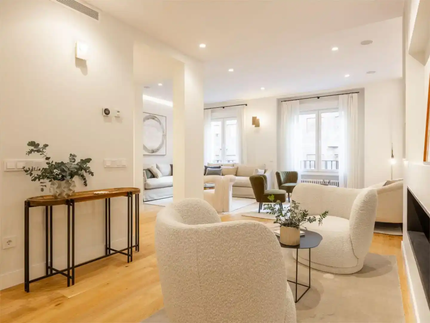 Sala d'estar de Pis en venda en  Madrid Capital amb Aire condicionat