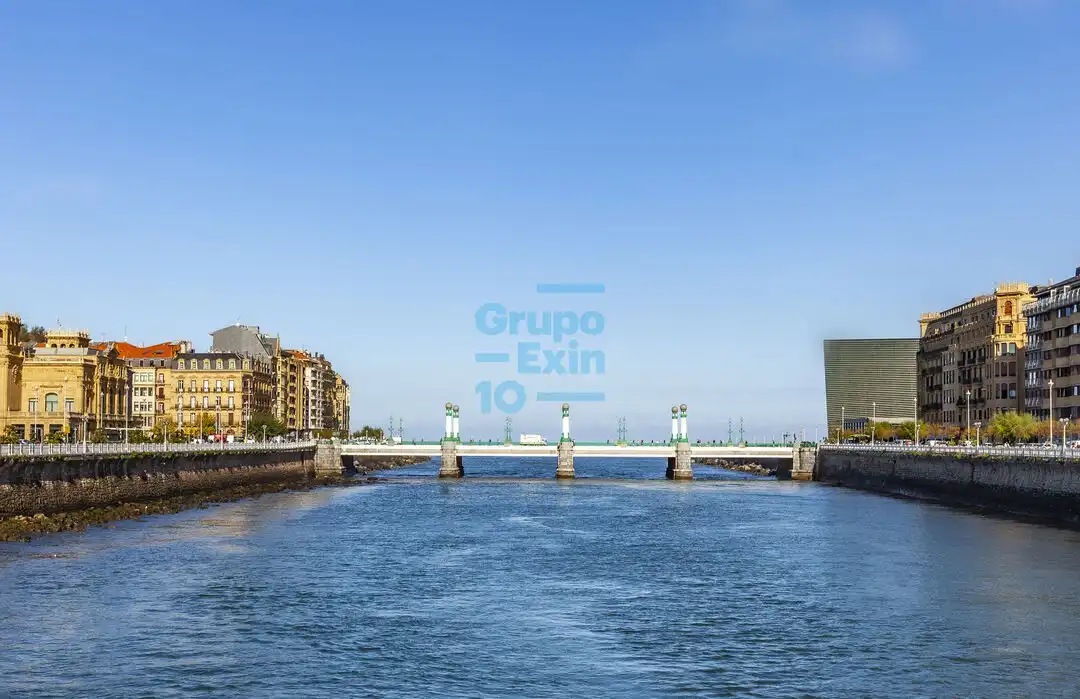 Exterior view of Flat for rent in Donostia - San Sebastián   with Heating