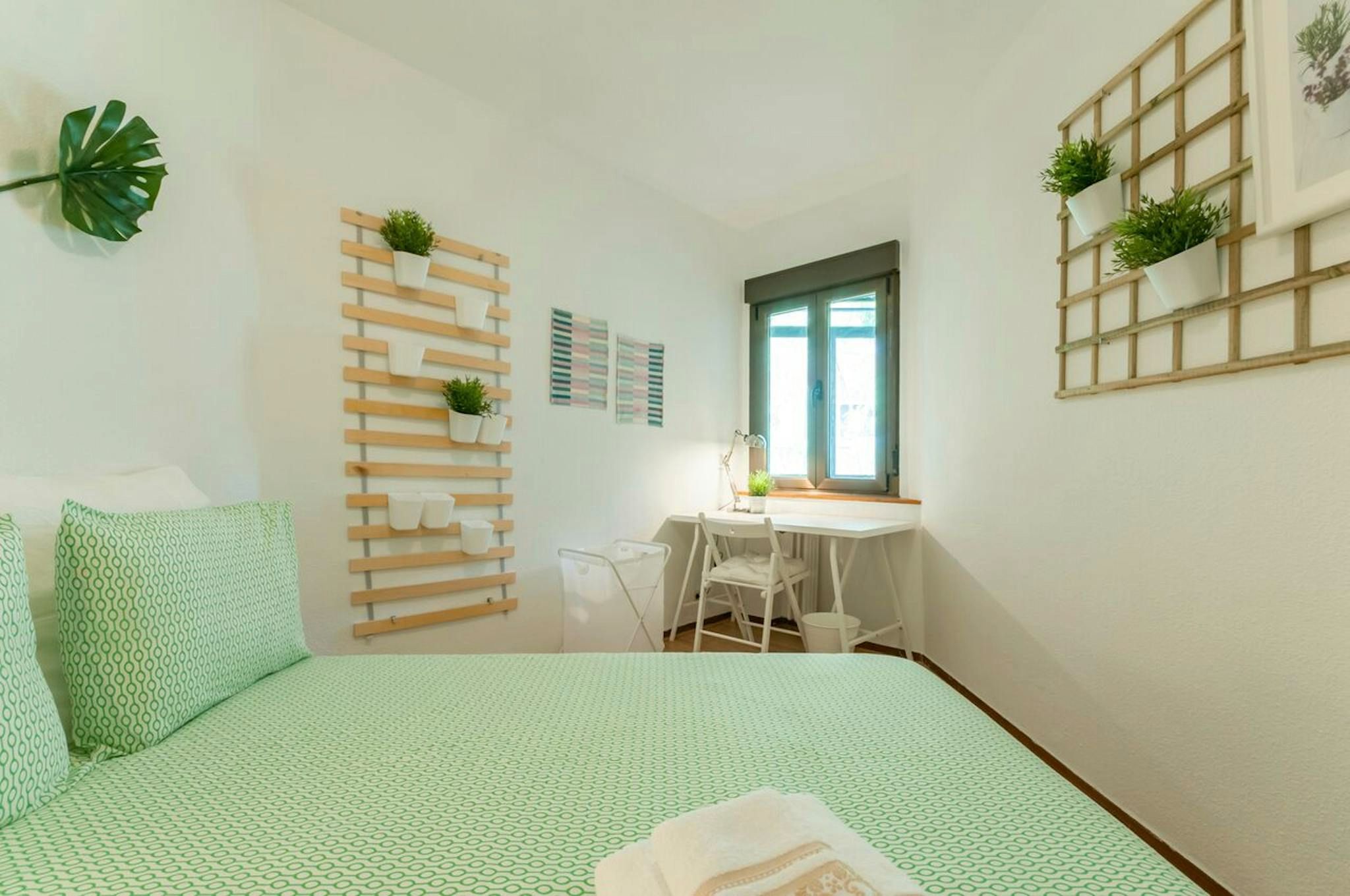 Dormitori de Pis de lloguer en  Madrid Capital amb Calefacció, Moblat i Rentadora