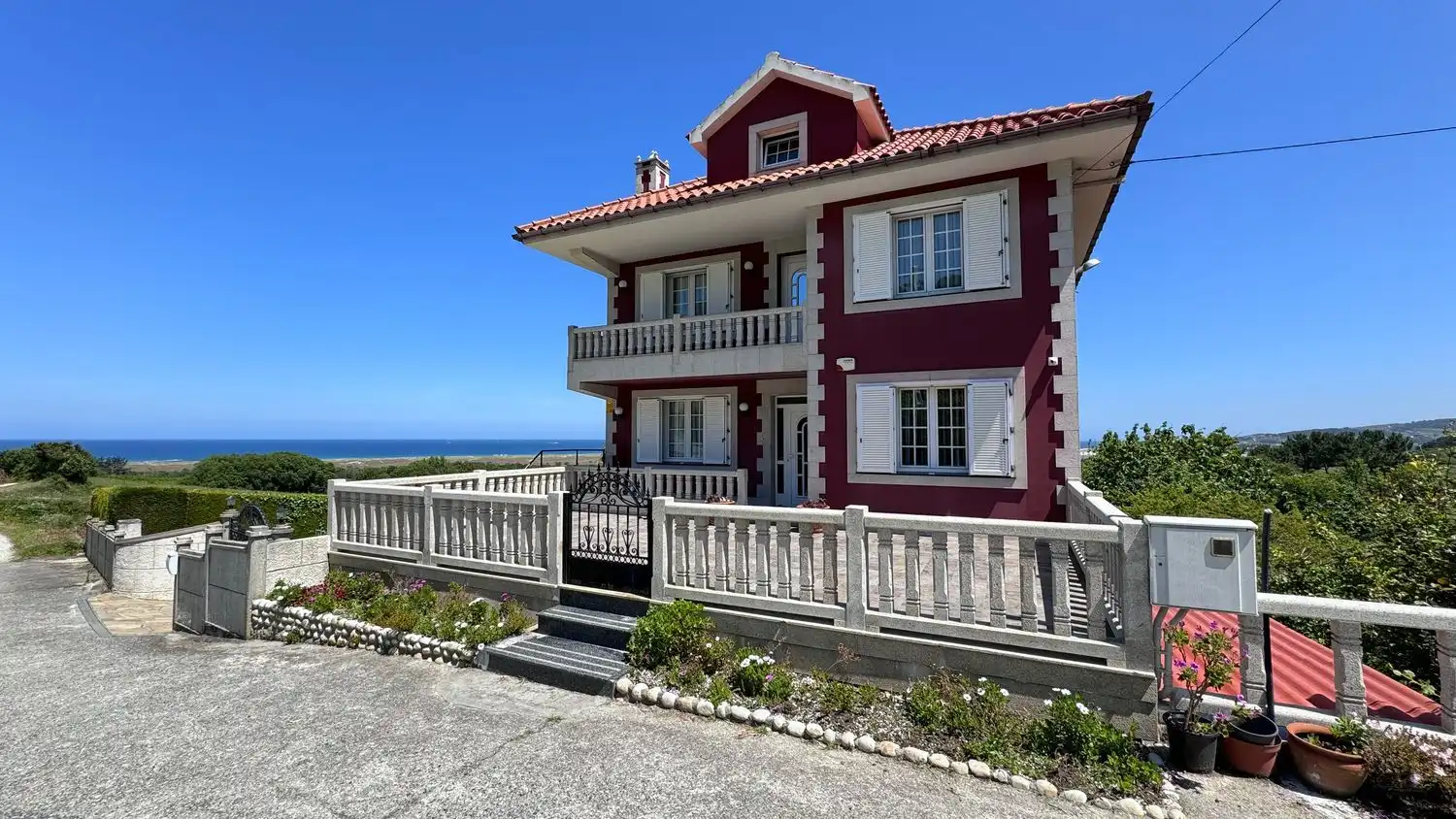 Exterior view of Houses for sale in Carballo  with Heating, Private garden and Swimming Pool