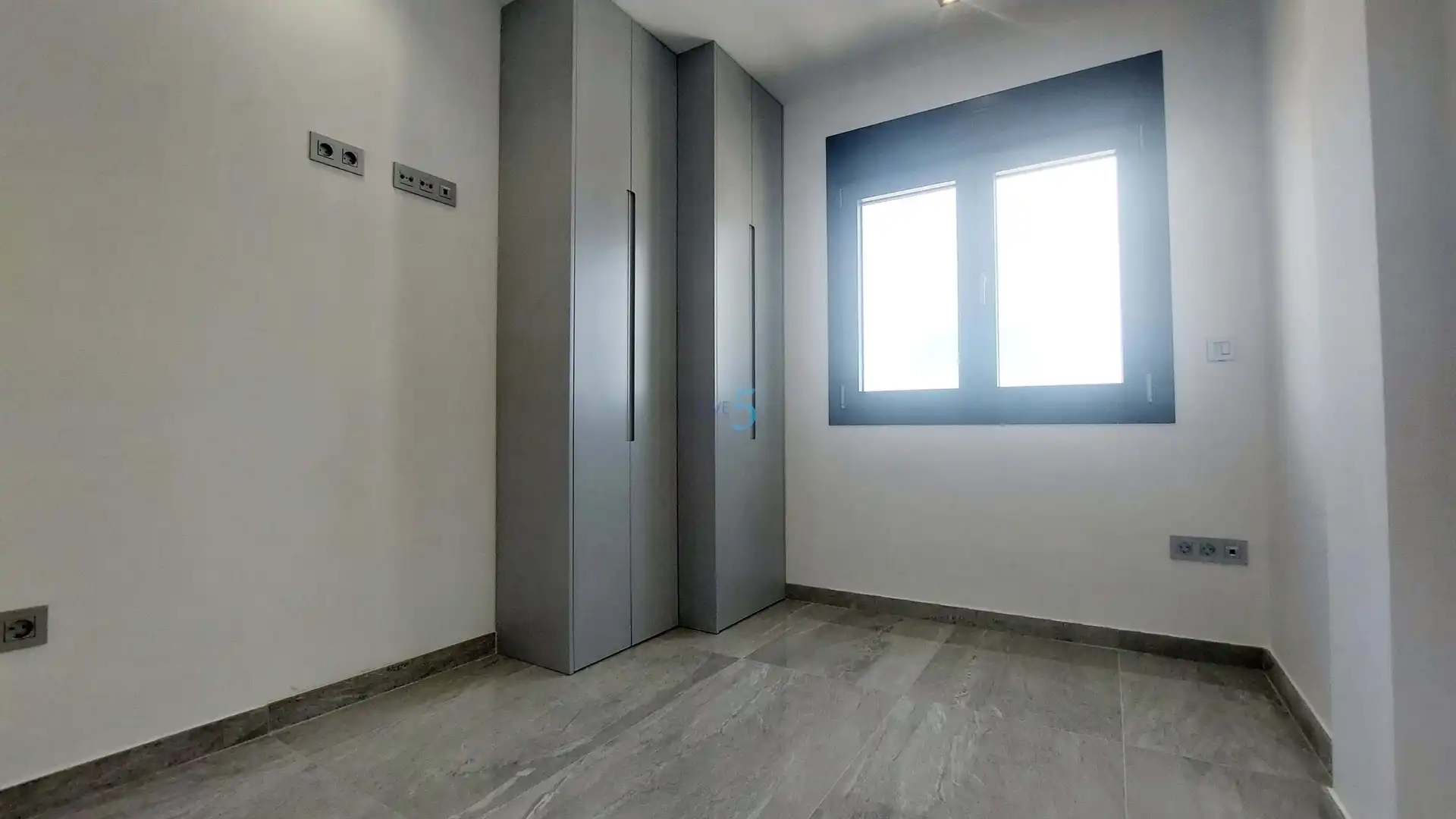 Dormitori de Casa o xalet en venda en San Pedro del Pinatar amb Aire condicionat, Terrassa i Piscina