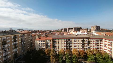 Photo 3 of Flat to rent in Plaza Pepe Ubis Plaza, Santa Lucía, Araba - Álava