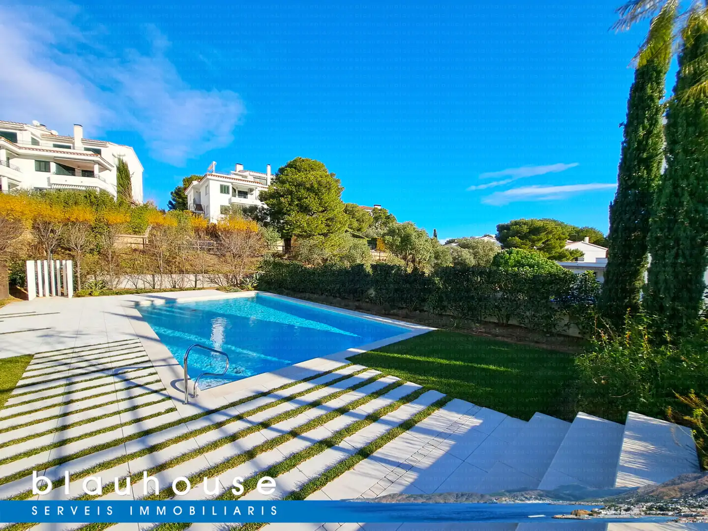Vista exterior de Apartamento en venta en Llançà con Aire acondicionado, Calefacción y Terraza