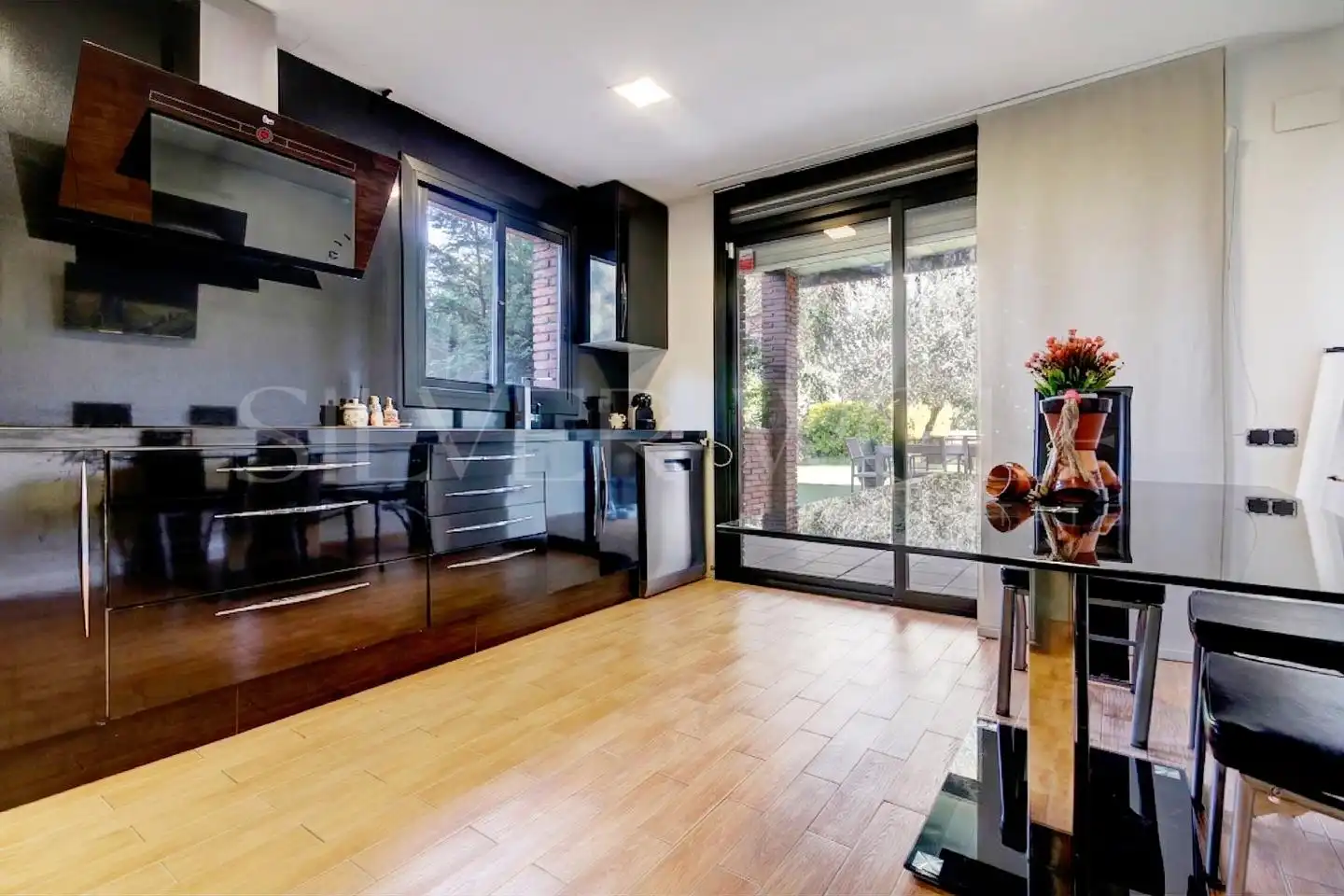 House with pool for sale in Carrer República Argentina, imagen 8