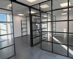 Oficina de lloguer en  Sevilla Capital amb Aire condicionat, Calefacció i Internet
