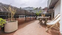 Exterior view of Attic for sale in  Barcelona Capital  with Air Conditioner, Terrace and Swimming Pool