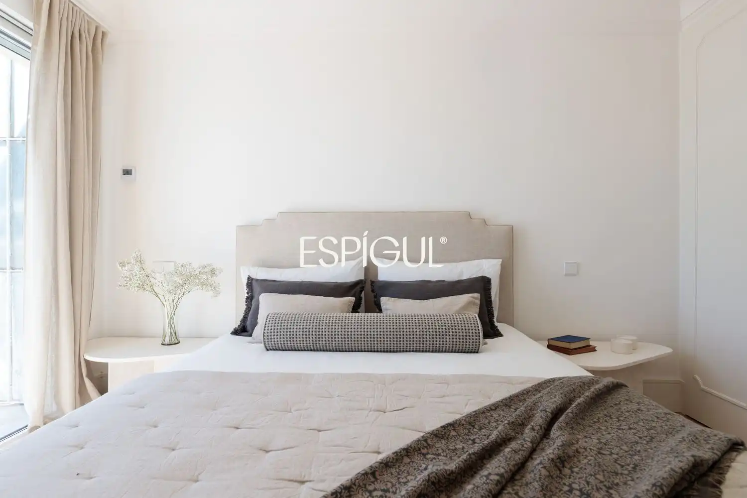 Schlafzimmer von Wohnung zum Verkauf in Madrid mit Klimaanlage, Heizung und Terrasse
