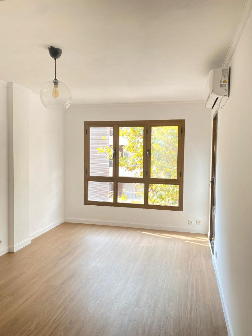 Bedroom of Flat to rent in  Palma de Mallorca  with Air Conditioner, Heating and Oven