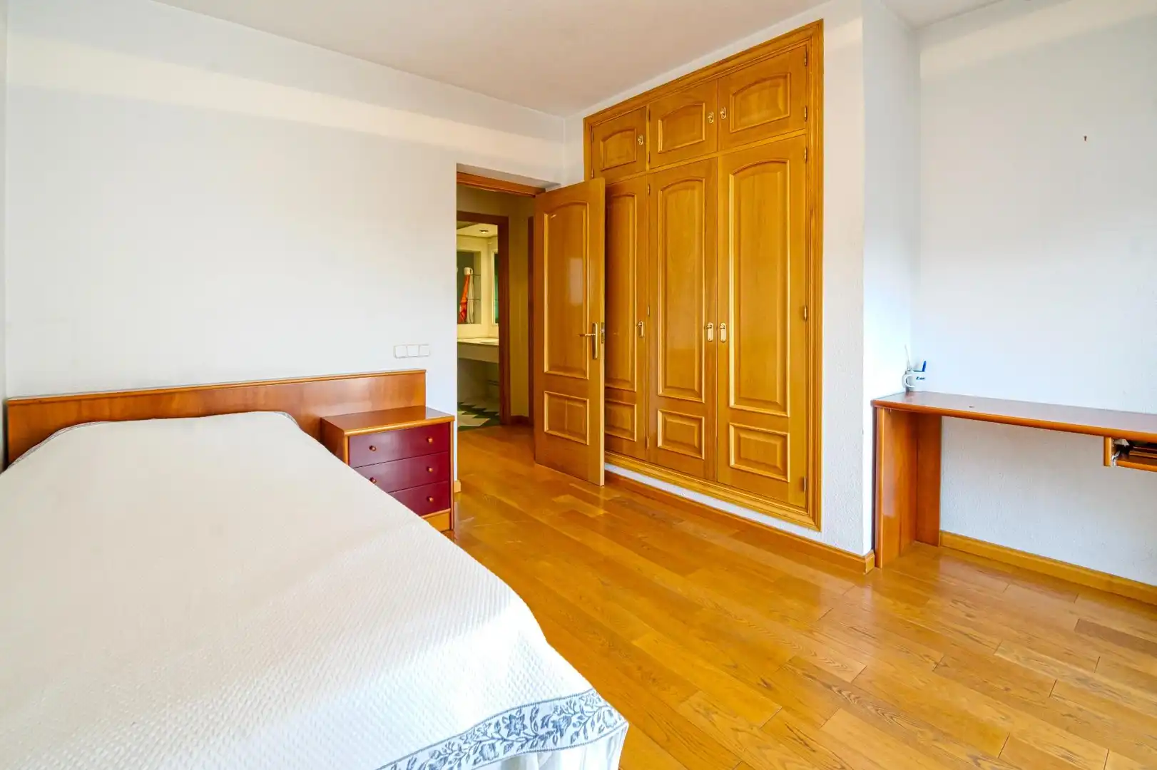 Habitación de Casa o chalet en venta en Boadilla del Monte con Calefacción, Jardín privado y Terraza