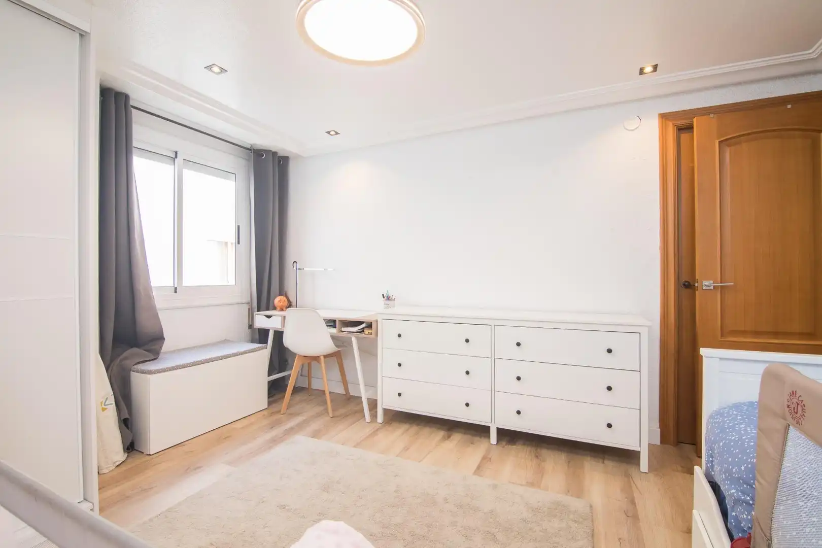 Habitación de Piso en venta en Elche / Elx con Aire acondicionado y Balcón