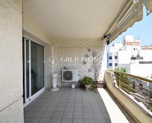 Terrassa de Pis de lloguer en Sitges amb Aire condicionat, Calefacció i Jardí privat