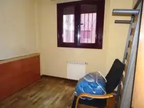 Schlafzimmer von Wohnung zur Miete in Gijón  mit Heizung, Parkett und Möbliert