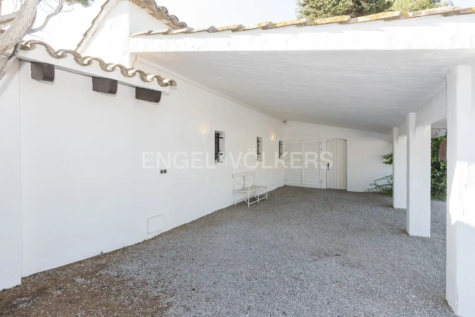 Exterior view of Buildings for sale in Sant Pere de Ribes