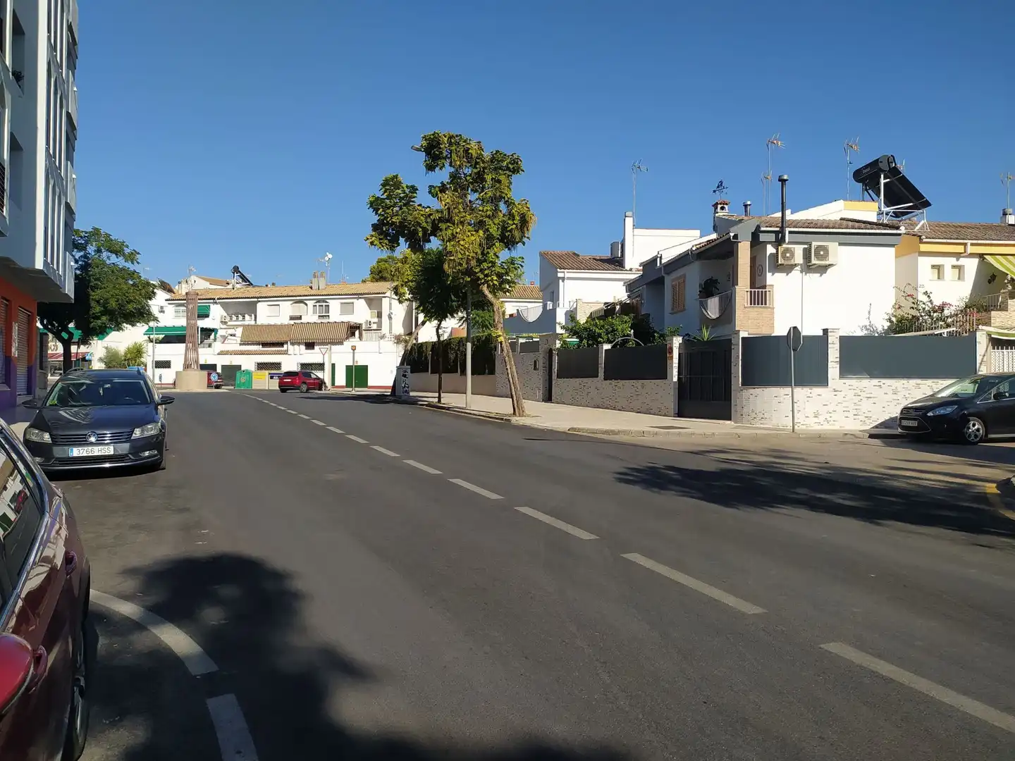 Vista exterior de Local en venta en Linares