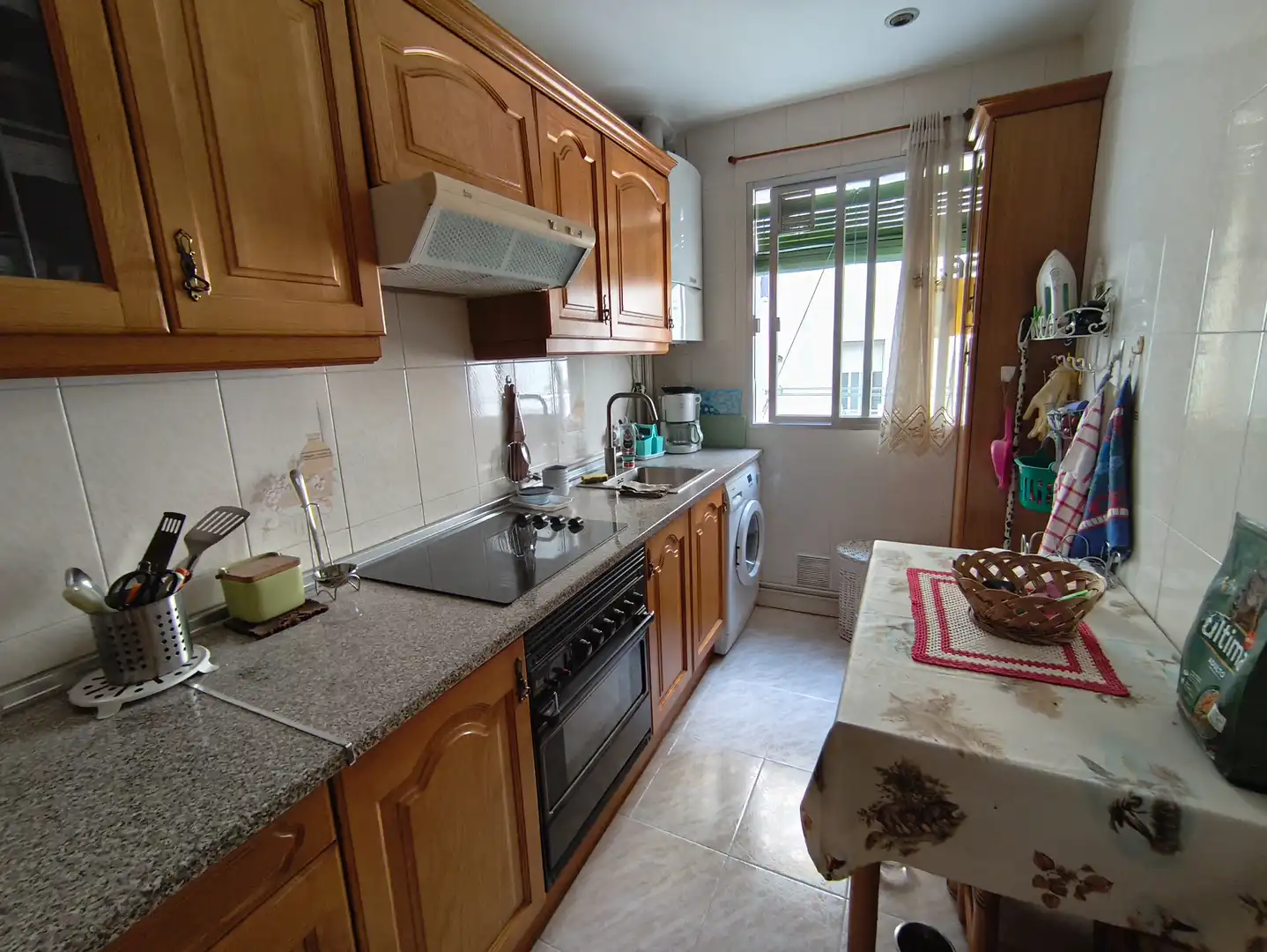 Cocina de Piso en venta en  Madrid Capital con Calefacción y Terraza