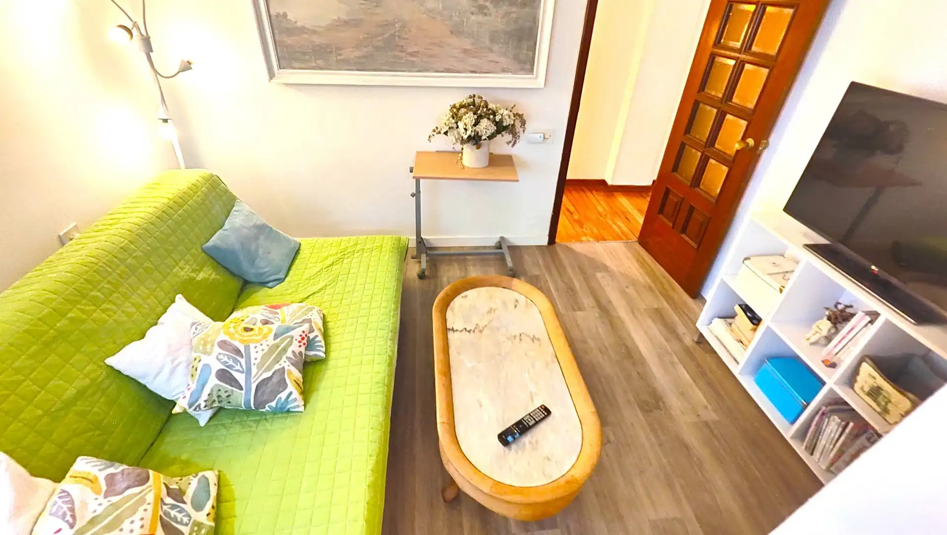 Sala de estar de Piso en venta en Santiago de Compostela  con Trastero y Amueblado