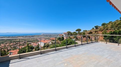 Espléndida casa con impresionantes vistas, Tu rincón de paraíso!Esta casa se beneficia de 804m2 de terreno y 240m2 de superficie,, image 2