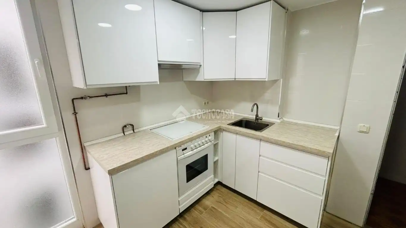 Cocina de Piso en venta en Madrid