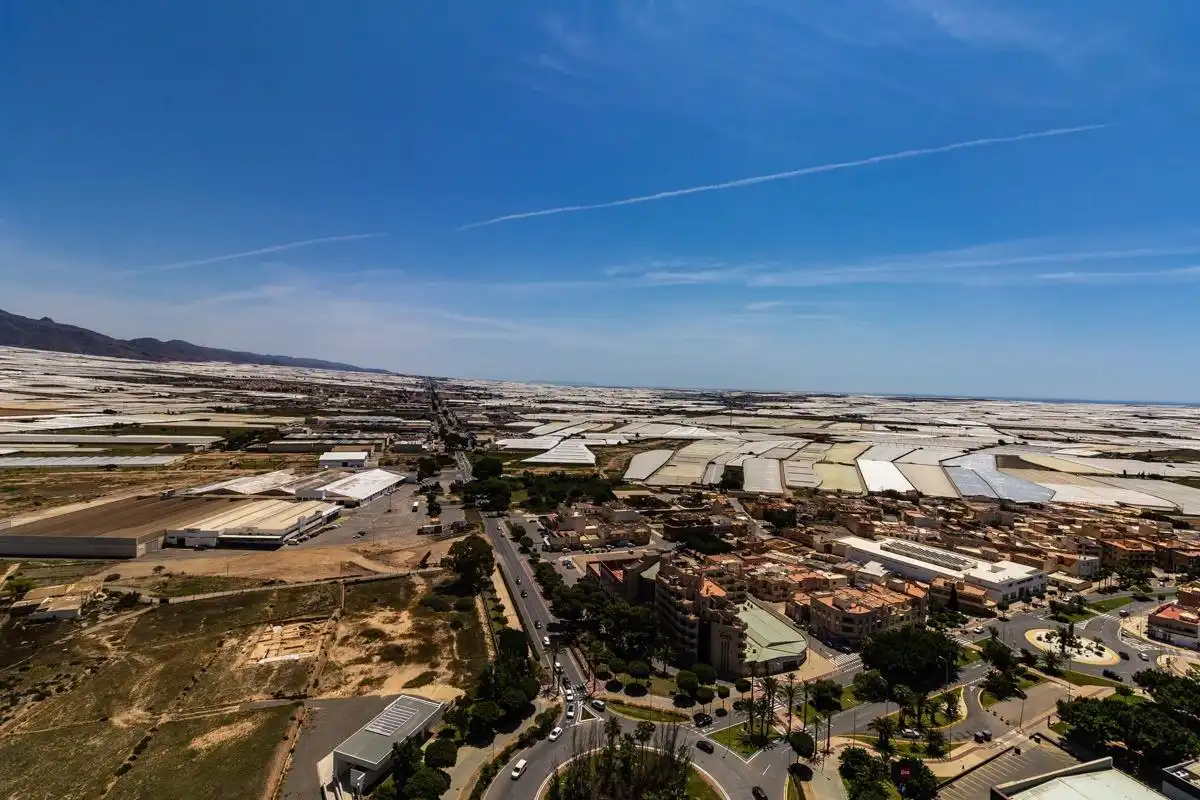 Office space with lift for sale in El Ejido Ciudad