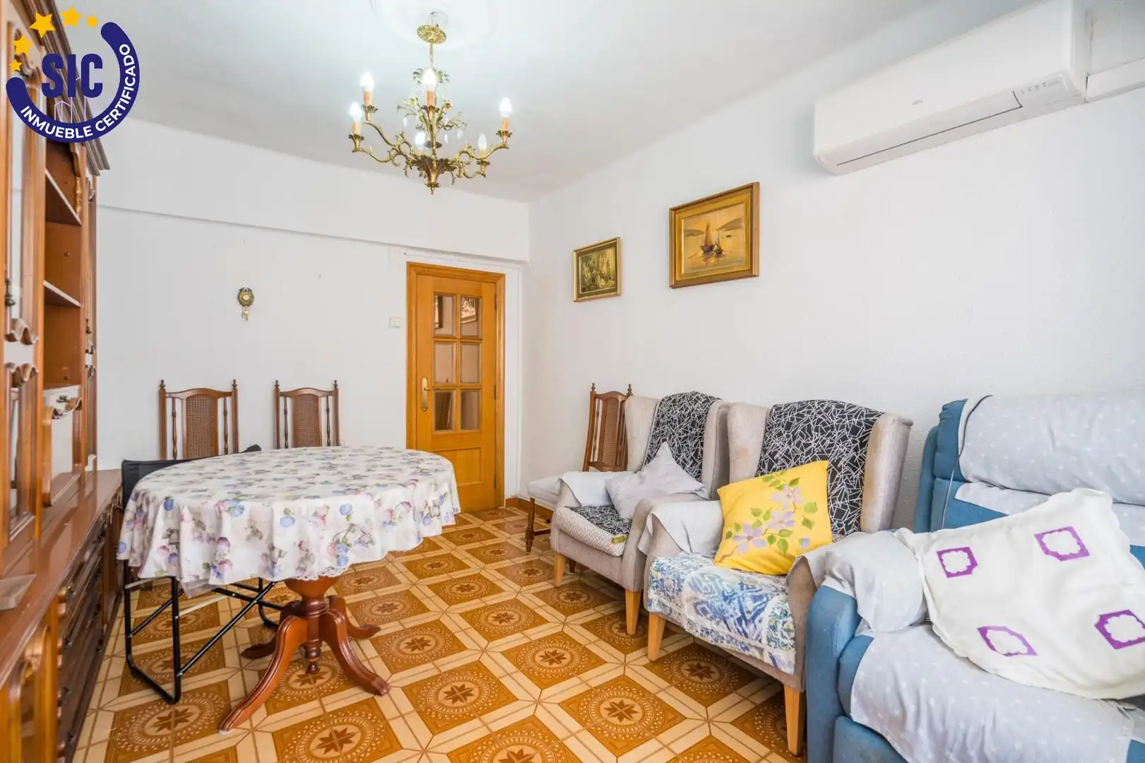 Living room of Apartments for sale in Valencia  with Air Conditioner