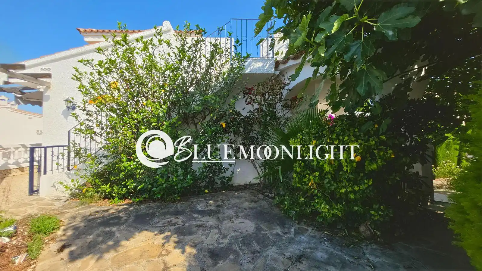 Vista exterior de Casa adosada en venta en Peñíscola / Peníscola con Calefacción, Jardín privado y Terraza