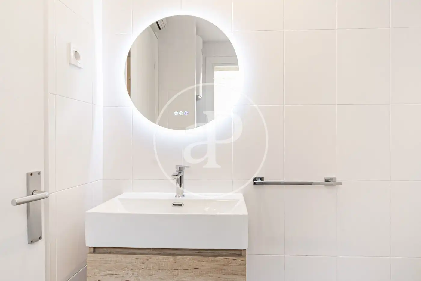 Baño de Piso en venta en Barcelona con Calefacción y Amueblado