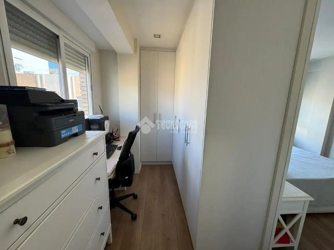 Habitación de Piso en venta en Valencia con Aire acondicionado, Calefacción y Terraza
