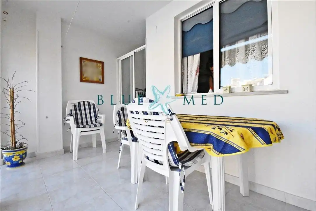 Wohnung zum Verkauf in Mazarrón mit Privatgarten, Terrasse und Möbliert