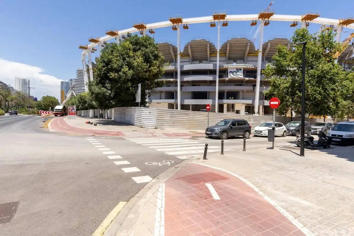 Parking de Piso en venta en Valencia con Calefacción, Terraza y Balcón