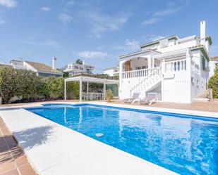 Jardí de Casa o xalet en venda en Estepona amb Aire condicionat, Jardí privat i Terrassa