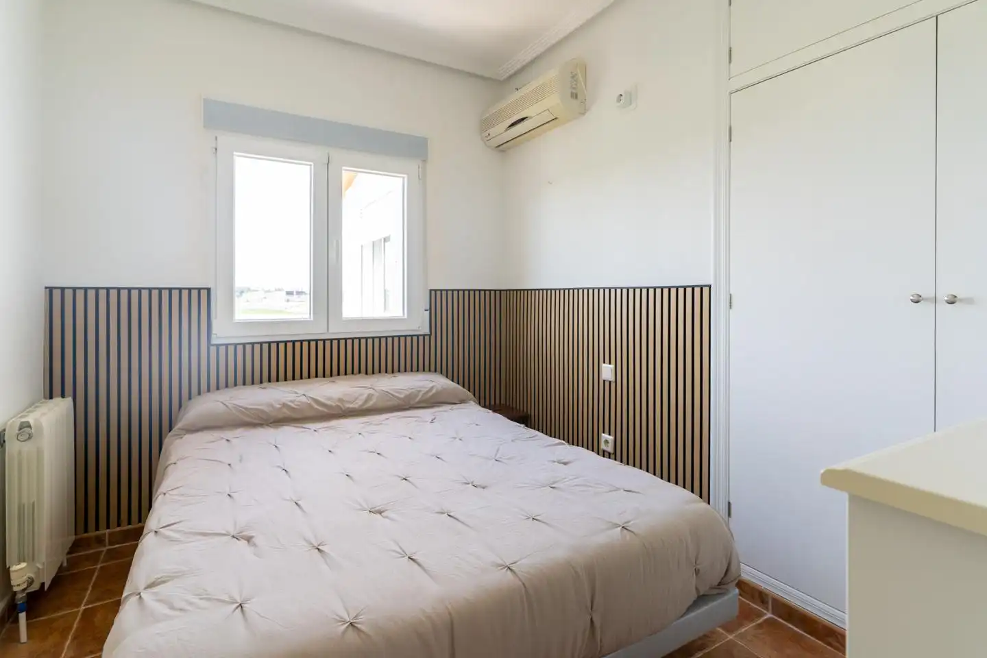 Habitación de Casa o chalet en venta en Elche / Elx con Aire acondicionado, Calefacción y Jardín privado