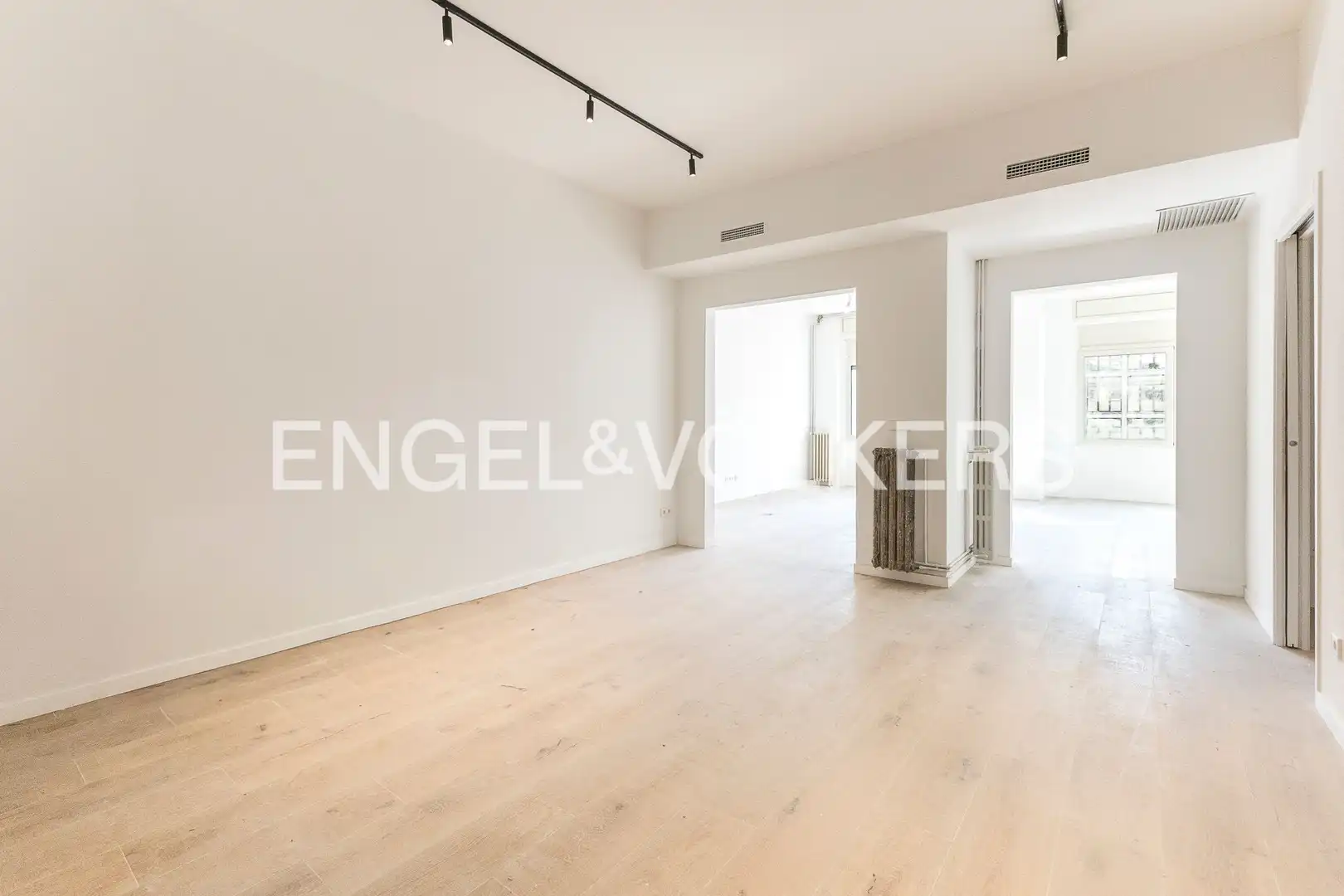 Sala de estar de Piso de alquiler en Barcelona con Aire acondicionado, Calefacción y Parquet