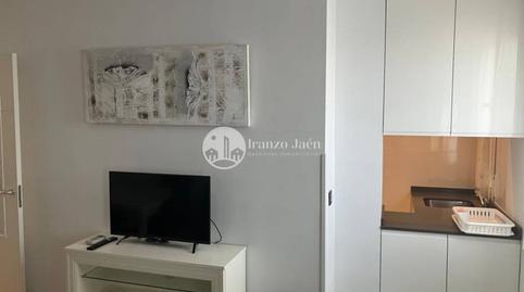 Foto 5 de Apartamento de alquiler en Plaza Deán Mazas, San Bartolomé - Millán de Priego,  Jaén Capital