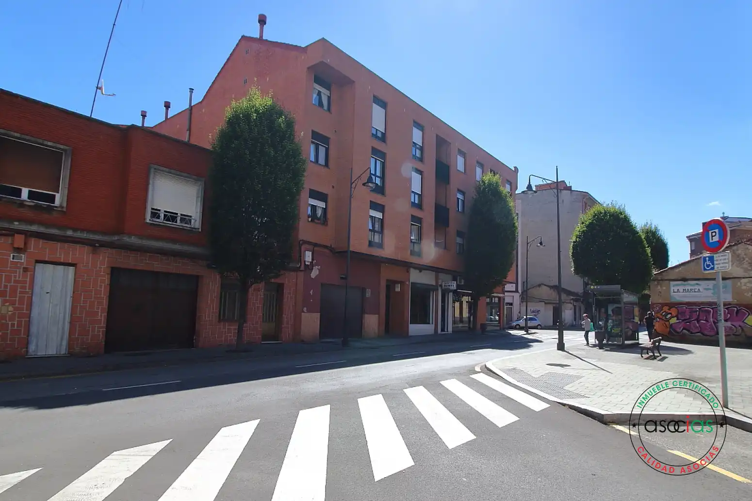 Vista exterior de Piso en venta en Gijón  con Calefacción, Parquet y Terraza