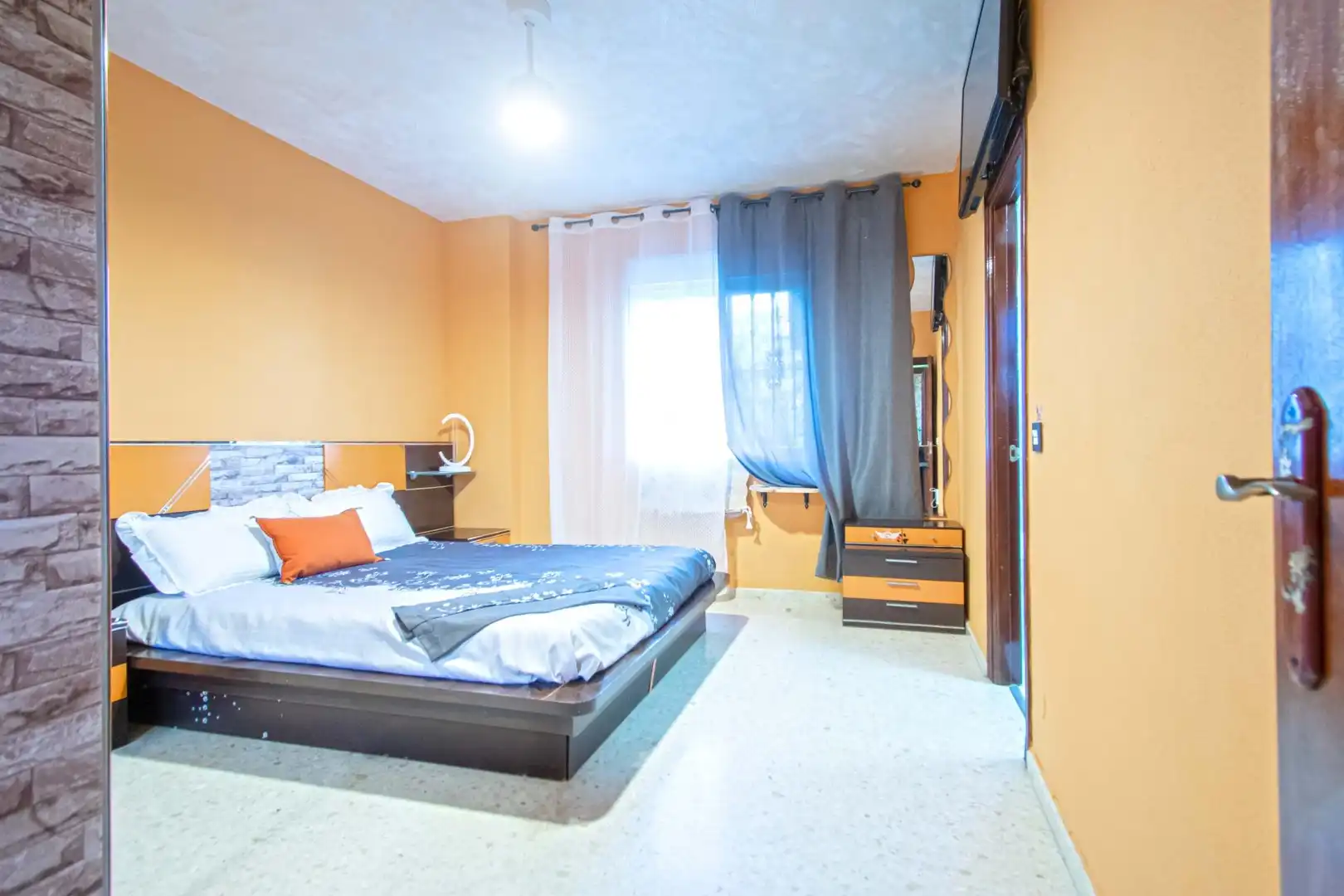 Bedroom of Flat for sale in Sevilla  with Terrace