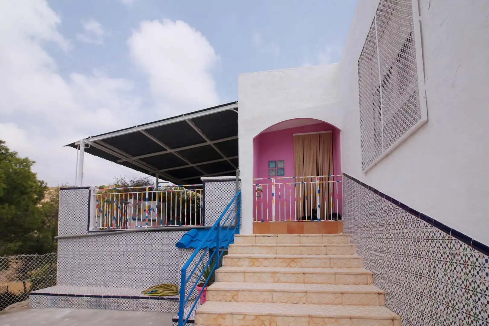 Exterior view of Houses for sale in Crevillent  with Private garden, Terrace and Storage room