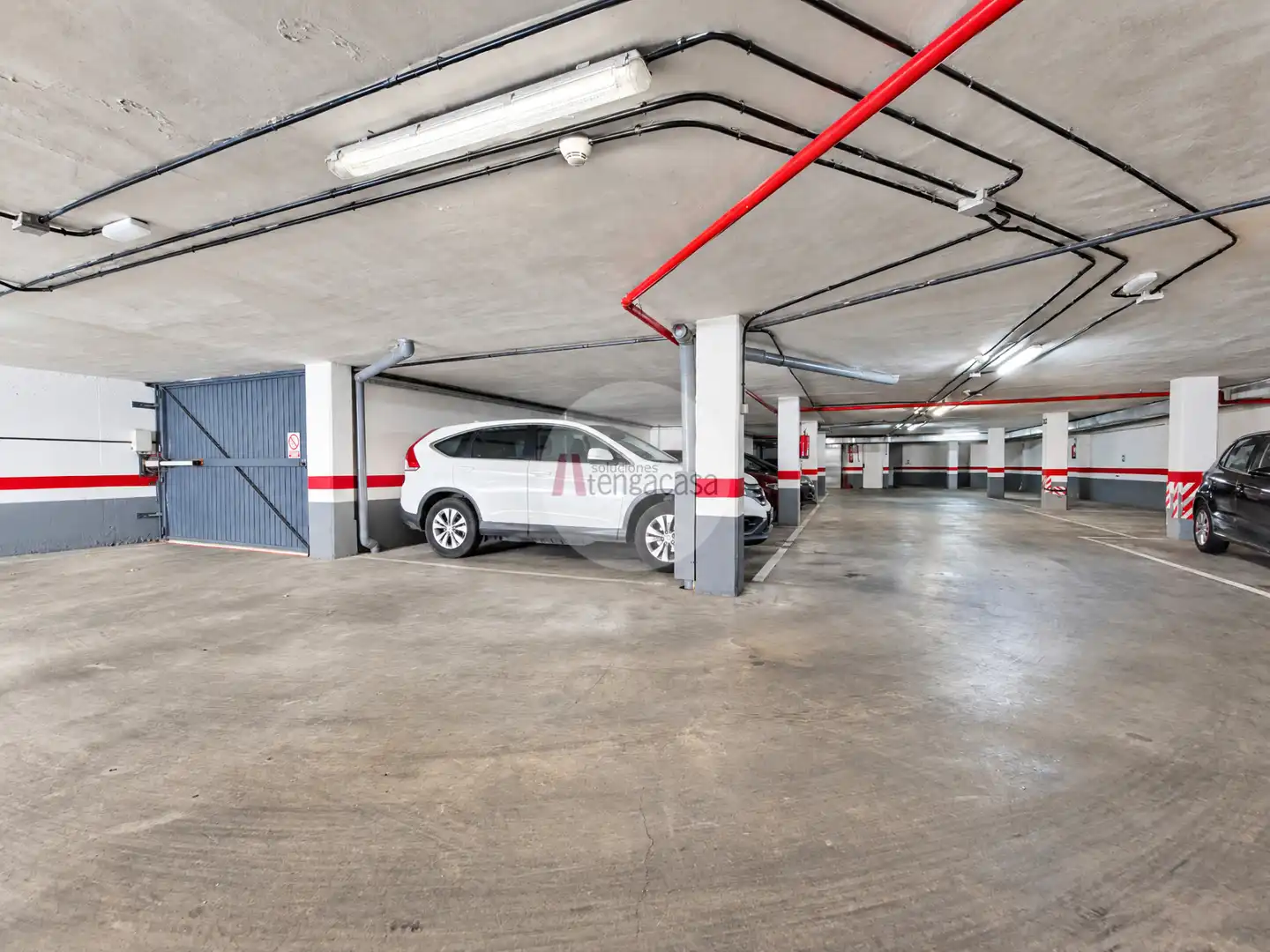 Parkplatz von Wohnungen zur Miete in Barrio de Salamanca