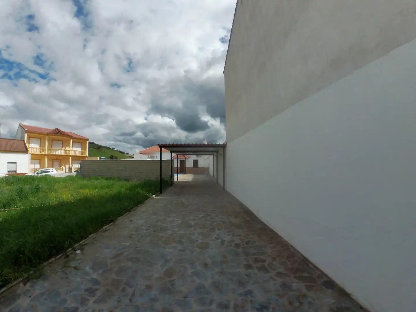 Houses for sale in Almadén de la Plata  with Air Conditioner, Heating and Private garden