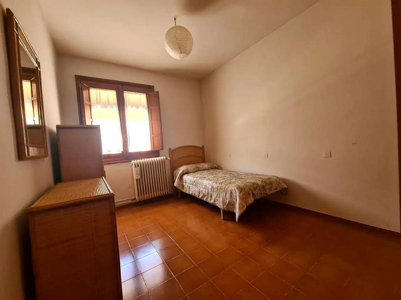 Habitación de Piso en venta en La Adrada  con Aire acondicionado, Terraza y Amueblado