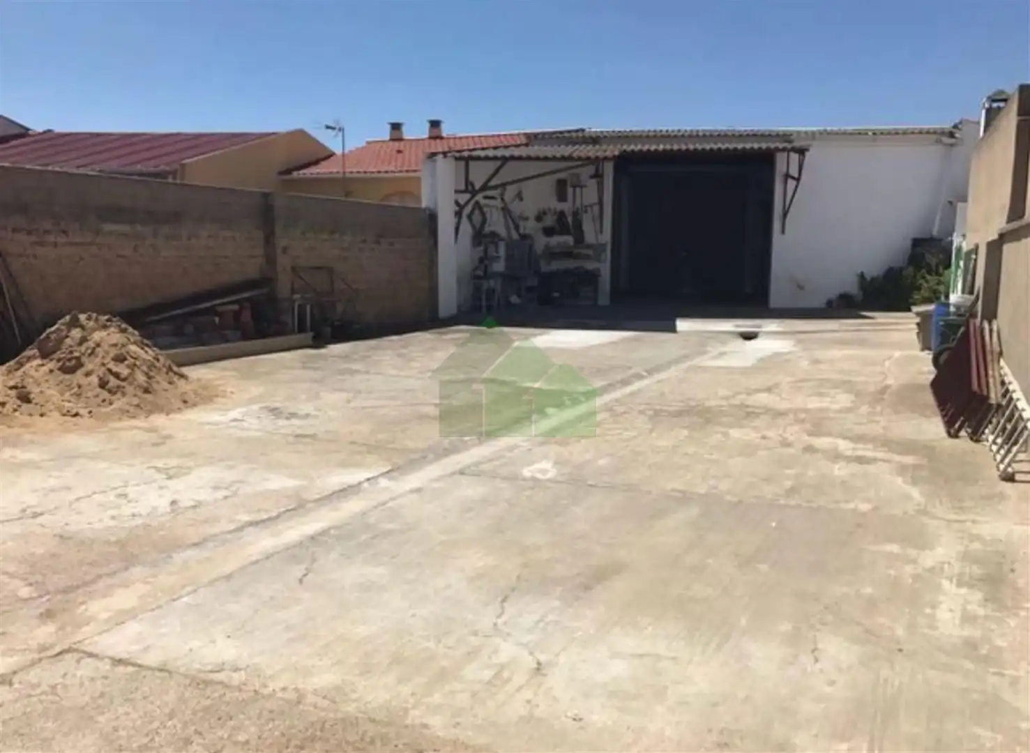 Nau industrial en venda a Puebla de la Calzada, imagen 2