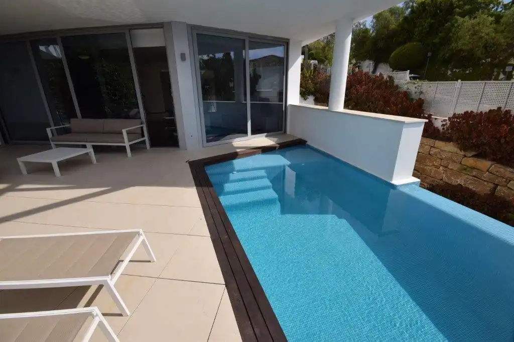 Reihenhaus mit Pool zur Miete in Milla de Oro