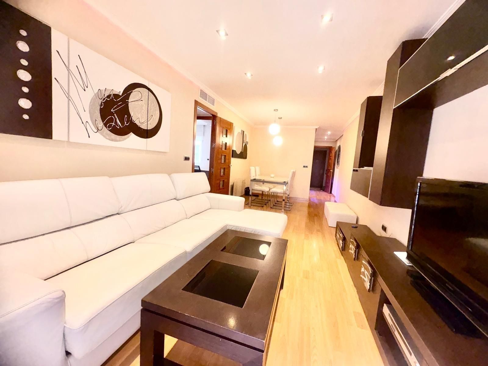 Sala d'estar de Pis de lloguer en  Córdoba Capital amb Aire condicionat, Calefacció i Terrassa