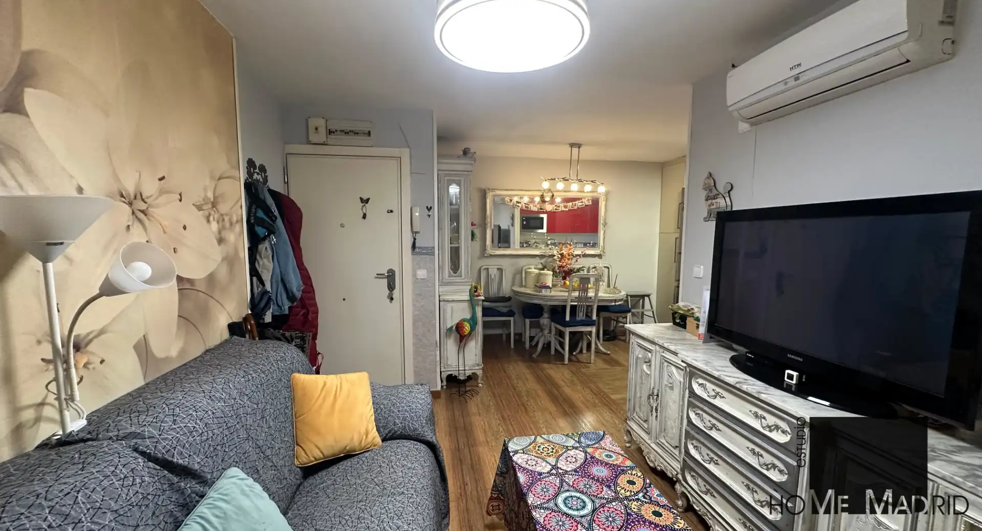 Living room of Flat for sale in Madrid  with Air Conditioner and Heating