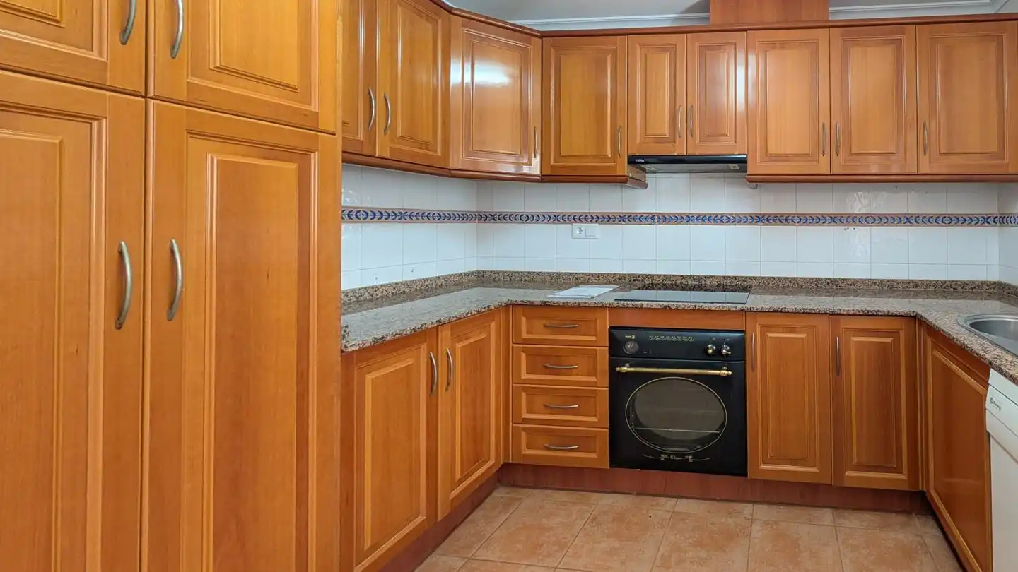 Kitchen of Flat for sale in Santa Pola  with Air Conditioner, Heating and Terrace