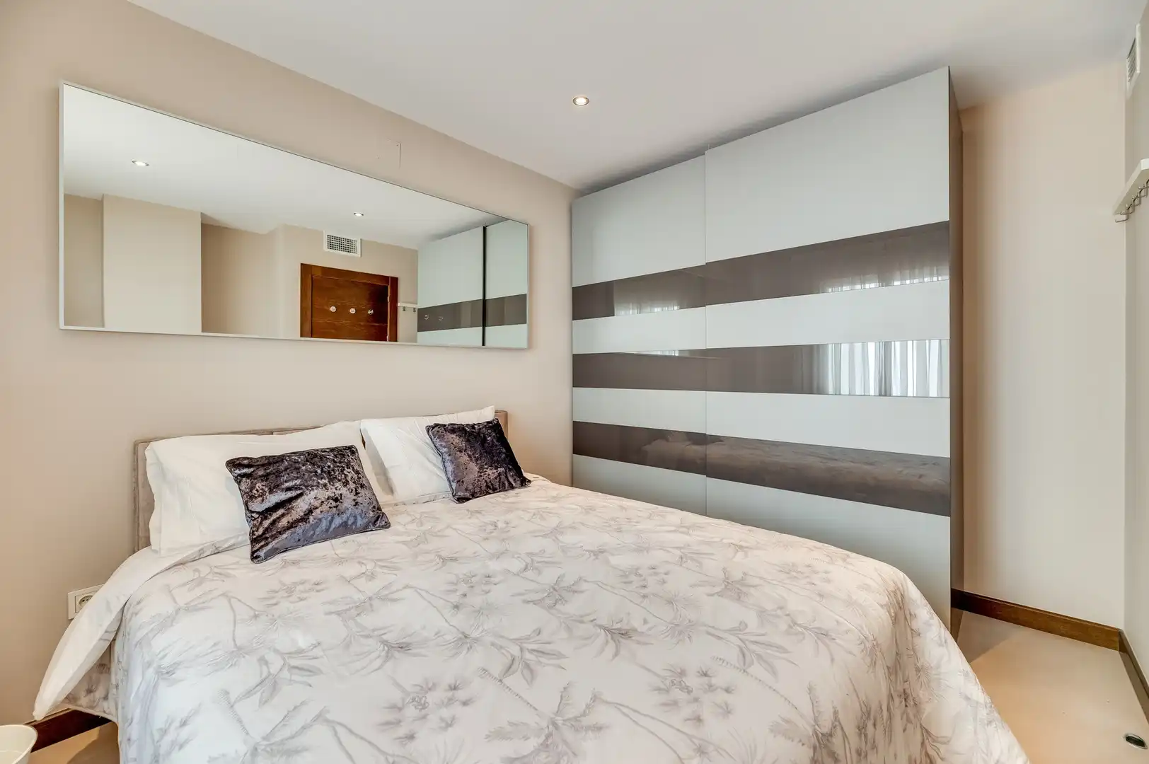 Apartament amb piscina en venda a Nueva Andalucía, imagen 13