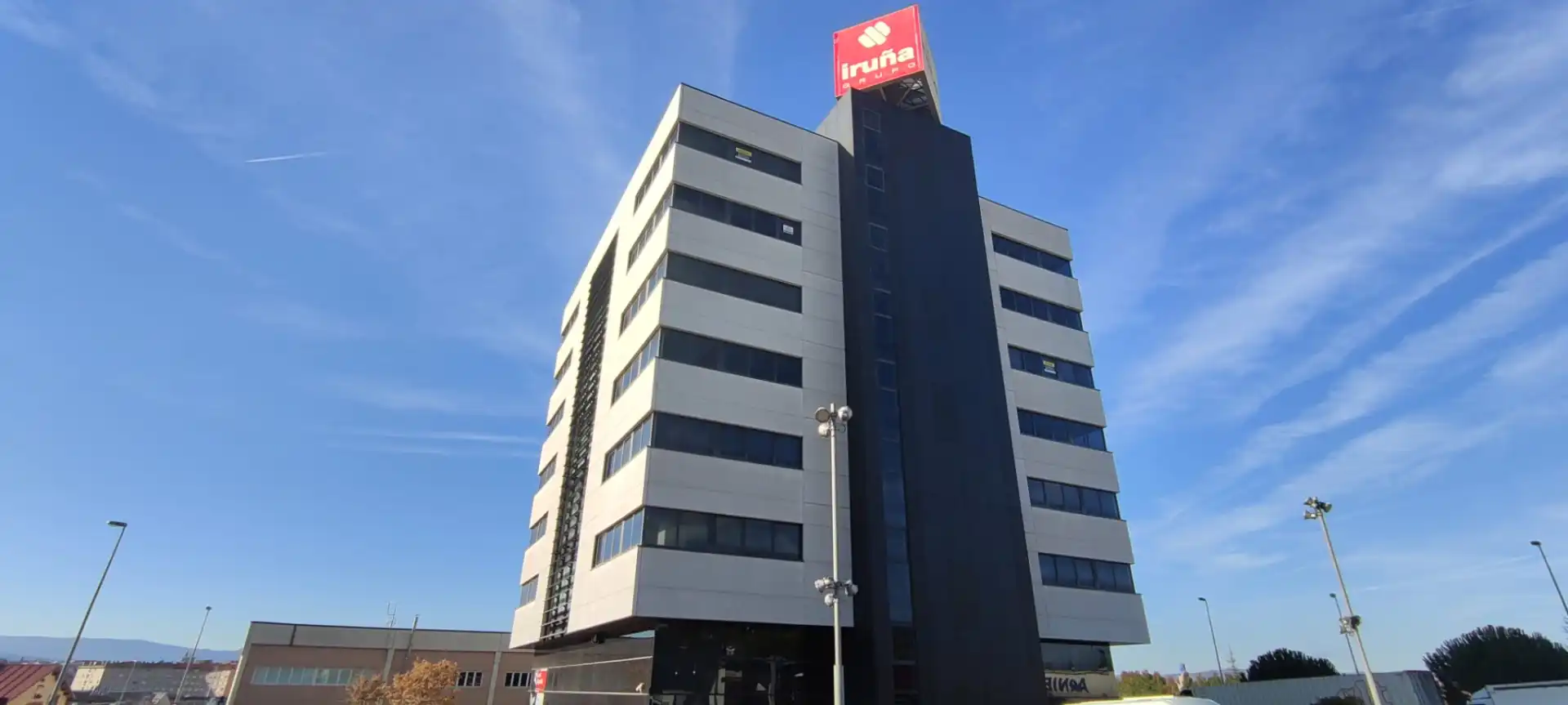 Vista exterior de Oficina en venda en Berrioplano / Berriobeiti amb Aire condicionat i Calefacció