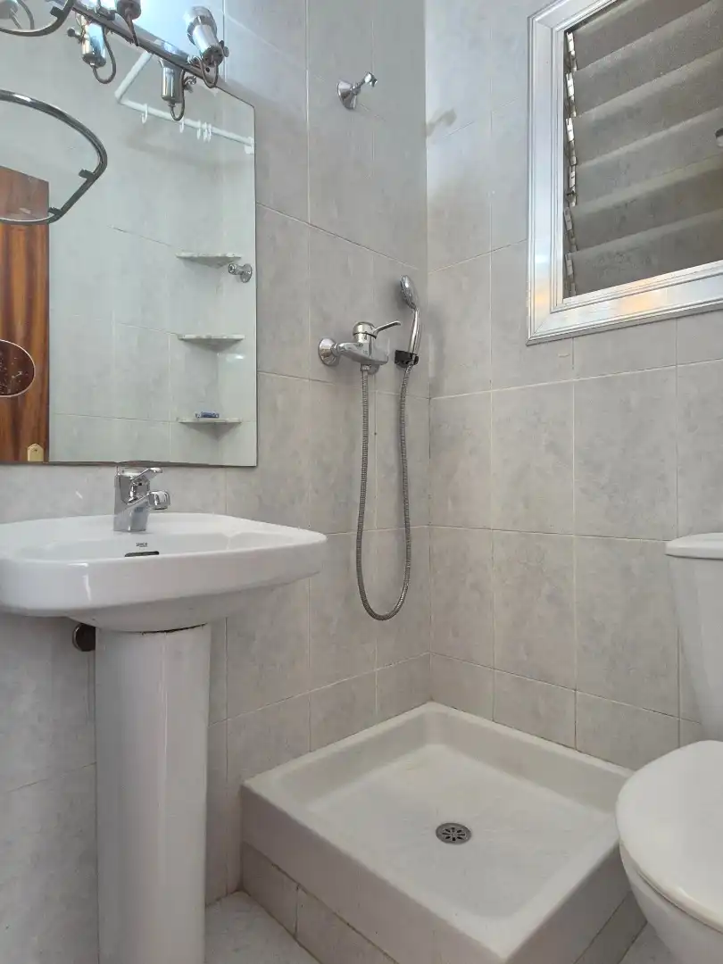Baño de Piso en venta en Barcelona con Aire acondicionado y Calefacción
