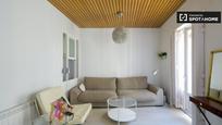 Living room of Flat to rent in  Madrid Capital  with Air Conditioner and Balcony