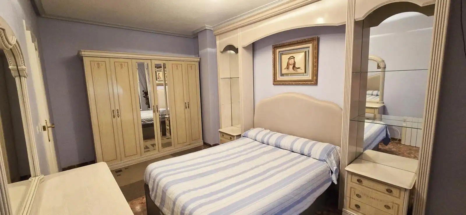 Habitación de Piso de alquiler en Petrer con Aire acondicionado, Amueblado y Balcón